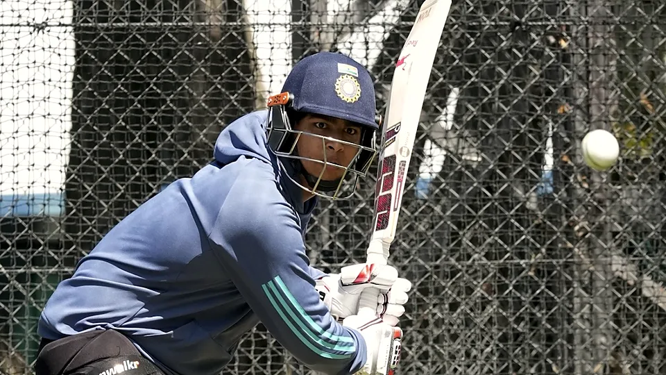 Spin Winner 51 Bonus Apk hype fades as dry red-soil conditions punish NZ pace on day one